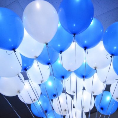 Воздушные шары со светодиодами (Голубой и белый пастель, 30см)